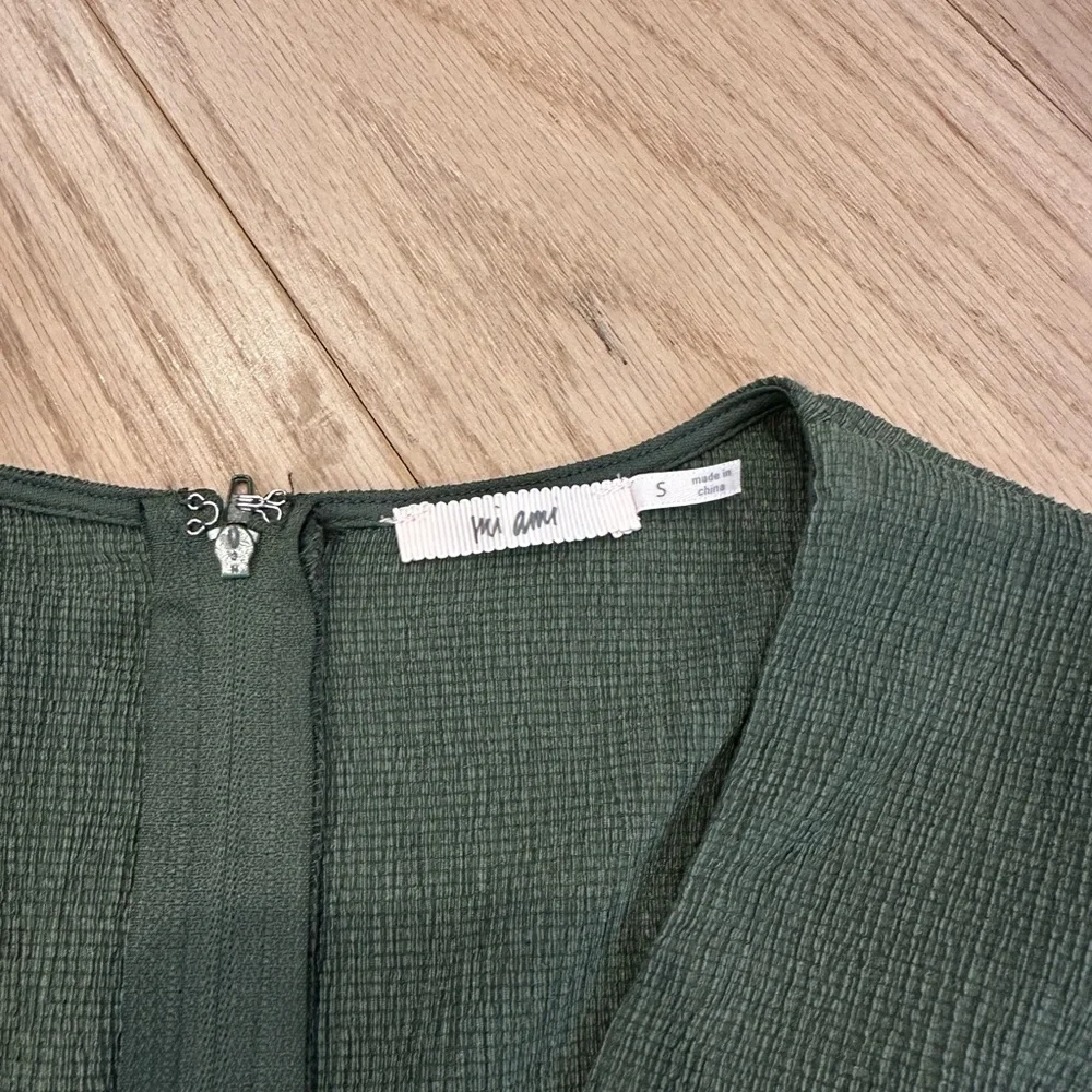 NWOT Mi Ami Deep Green Long Sleeve Dress